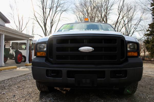 2006 FORD F-350 SD UTILITY 1-OWNER LOW MILES SRW SMALL CRANE - cars for sale in Flint, MI – photo 8