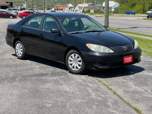 2006 Toyota Camry LE - - by dealer - vehicle for sale in Salem, VA – photo 2