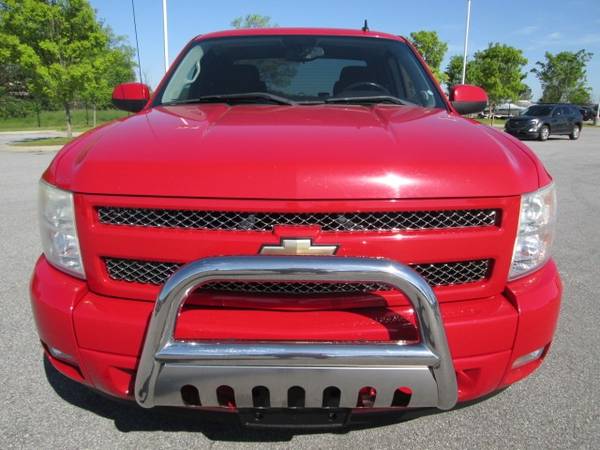 2011 Chevy Chevrolet Silverado 1500 LT pickup Victory Red - cars & for sale in Bentonville, AR – photo 8