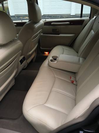 2004 LINCOLN TOWN CAR ULTIMATE for sale in Buffalo, NY – photo 7