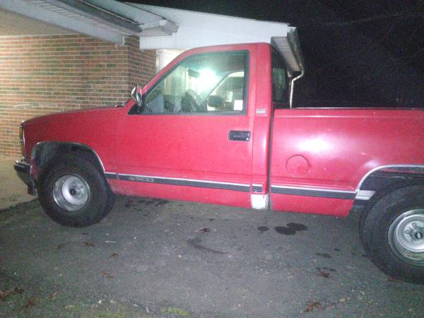 93 Chevrolet pickup - cars & trucks - by owner - vehicle automotive... for sale in Charlottesville, VA – photo 2