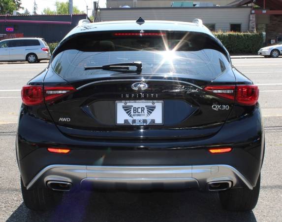 2017 INFINITI QX30 Premium AWD Ltd Avail - - by for sale in Portland, OR – photo 7