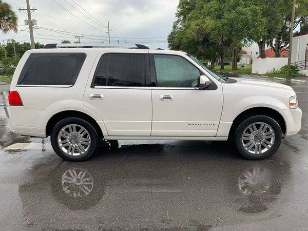 2011 Lincoln Navigator Base 4x4 4dr SUV 100% CREDIT APPROVAL! for sale in TAMPA, FL – photo 2