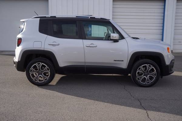 2016 Jeep Renegade LIMITED - - by dealer - vehicle for sale in Portland, OR – photo 11
