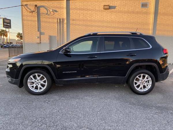 2018 Jeep Cherokee - cars & trucks - by dealer - vehicle automotive... for sale in Metairie, LA – photo 4