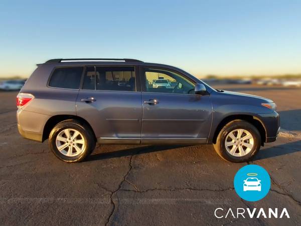 2013 Toyota Highlander Plus Sport Utility 4D suv Blue - FINANCE... for sale in Washington, District Of Columbia – photo 13