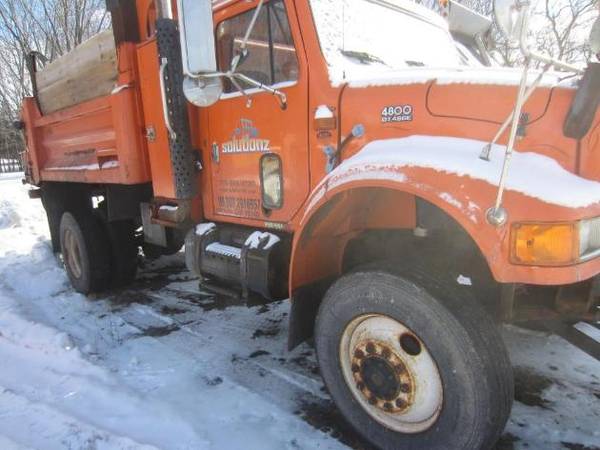 1998 International Dump Truck - 84, 341 Miles Showing - Automatic for sale in Marshfield, WI – photo 6