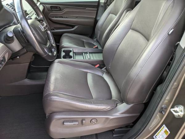 2018 Honda Odyssey Touring Mini-Van - - by dealer for sale in Corpus Christi, TX – photo 18