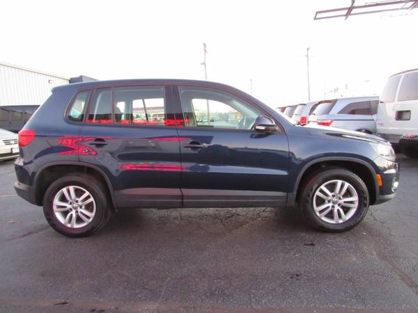 2012 Volkswagen Tiguan 4Motion - cars & trucks - by dealer - vehicle... for sale in Rockford, WI – photo 12