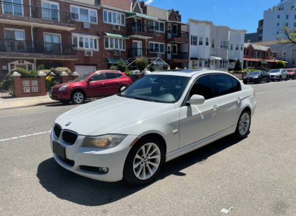 Mint condition 2011 bmw 328i xdrive price drop! - cars & for sale in Silver Spring, District Of Columbia – photo 6
