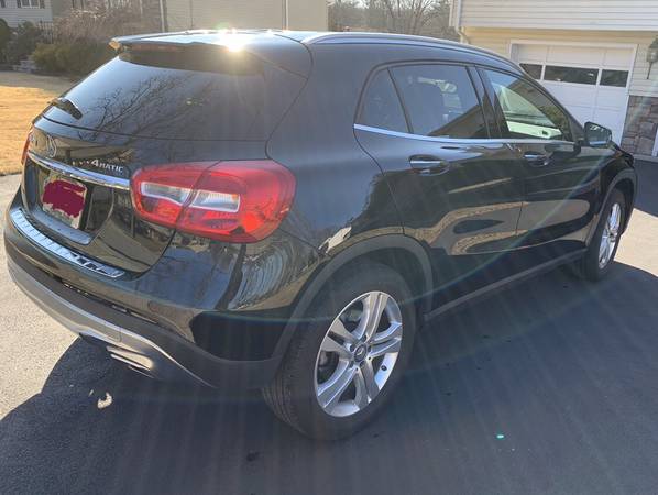 2017 GLA 250 Turbo 4Matic MINT CONDITION - cars & trucks - by owner... for sale in Wayne, NY – photo 8
