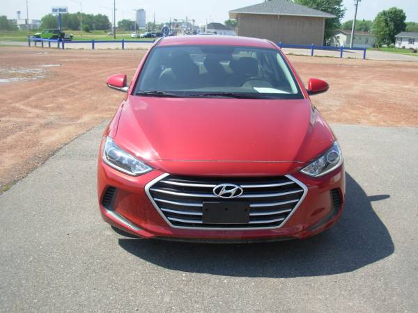 2018 HYUNDAI ELANTRA 18386 MILES - cars & trucks - by dealer -... for sale in spencer, WI – photo 3