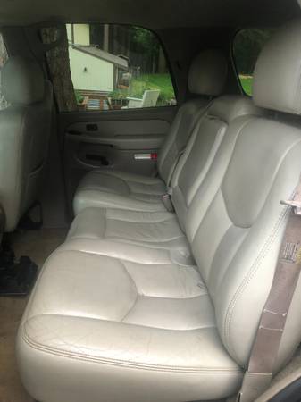 GMC Yukon, 3rd row seating, leather for sale in Camas, OR – photo 14