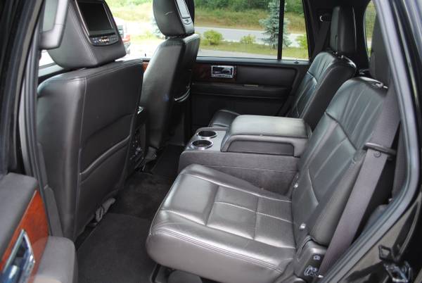 2014 Lincoln Navigator, Leather, Navi, TV, Sunroof, 4x4, Clean!!! -... for sale in Anchorage, AK – photo 16
