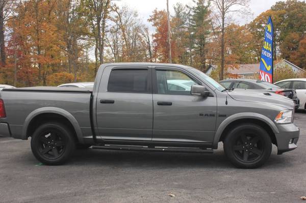 2010 RAM 1500 SLT Crew Cab 4WD for sale in Round Lake, NY – photo 4
