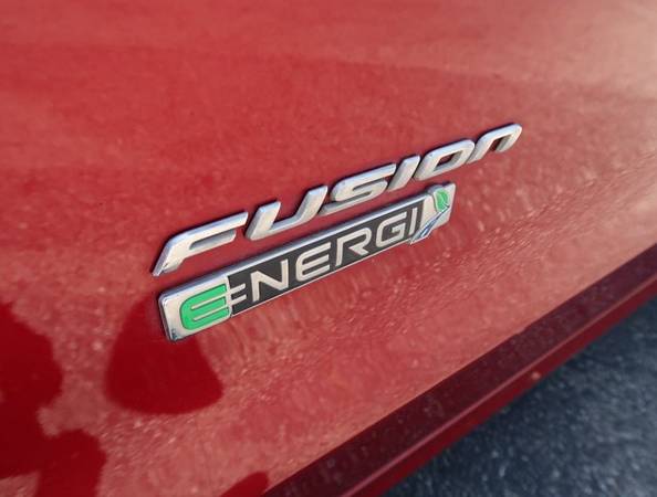 2018 Ford Fusion Energi SE sedan RUBY RED - - by for sale in Oxnard, CA – photo 10
