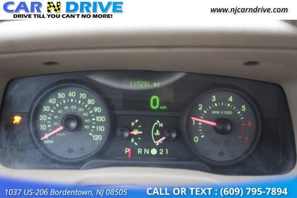 2010 Mercury Grand Marquis LS - cars & trucks - by dealer - vehicle... for sale in Bordentown, NJ – photo 13