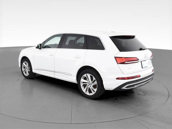 2020 Audi Q7 55 TFSI Premium Plus Sport Utility 4D suv White -... for sale in Oak Park, IL – photo 7