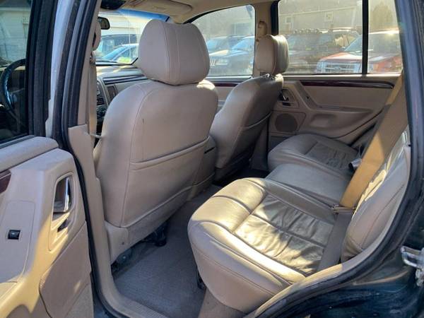 2002 Jeep Grand Cherokee 4dr Limited 4WD - cars & trucks - by dealer... for sale in East Windsor, MA – photo 10