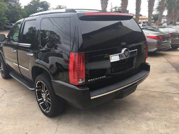 2007 Cadillac Escalade Base AWD 4dr SUV - WE FINANCE EVERYONE! for sale in St. Augustine, FL – photo 2