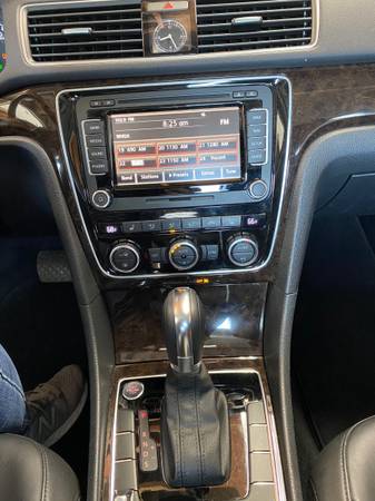 2014 Volkswagon Passat 1 8L Turbo TSI SEL Premium Sedan - cars & for sale in Germantown, WI – photo 5