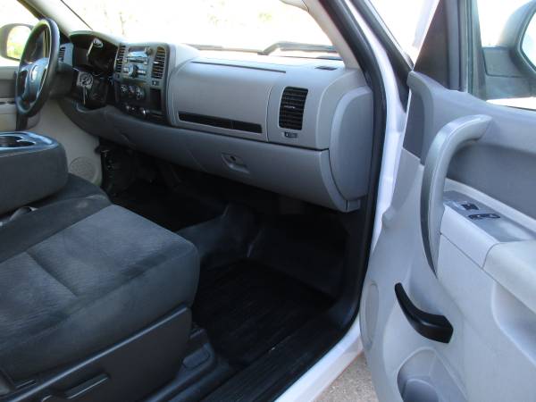 2013 CHEVROLET SILVERADO 1500 4 DOOR 4X2! 5.3L V8! ONE OWNER! for sale in El Paso, TX – photo 14