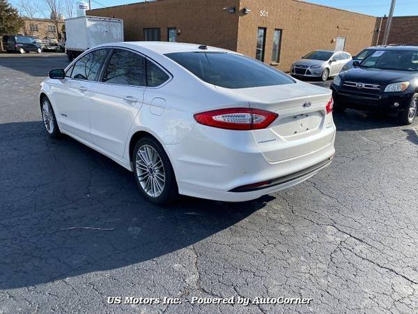 2013 Ford Fusion Hybrid - cars & trucks - by dealer - vehicle... for sale in Addison, IL – photo 3