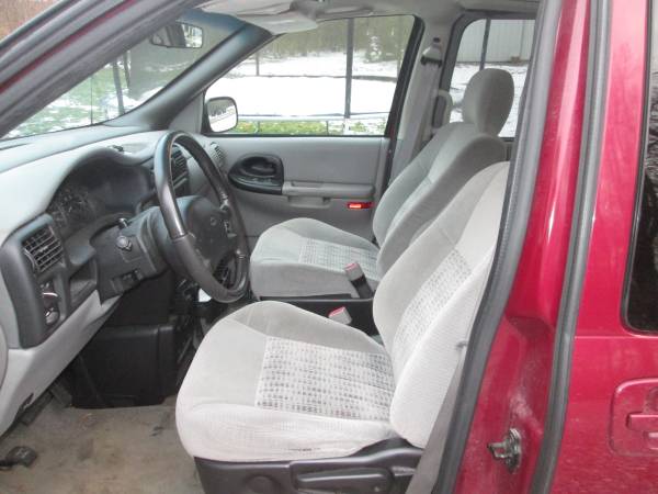 2004 Chevy Venture Mini Van original owner 8 passenger - cars &... for sale in Medway, OH – photo 5