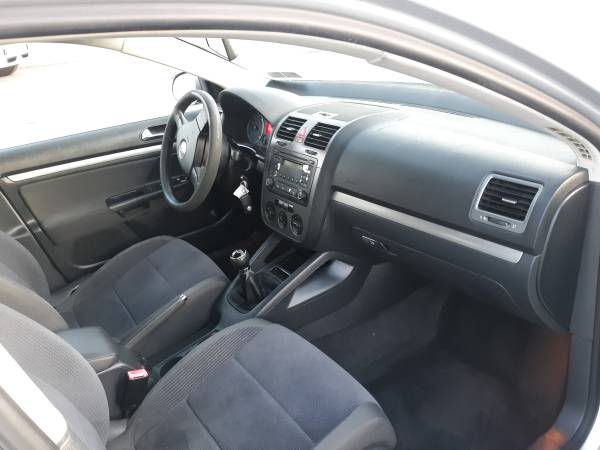 Volkswagen Jetta 2005,5speed stick 5cyl,1owner,new stickers,runs... for sale in Folcroft, PA – photo 13