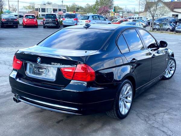 2011 BMW 3-Series 328i xDrive - - by dealer - vehicle for sale in Indianapolis, IN – photo 7