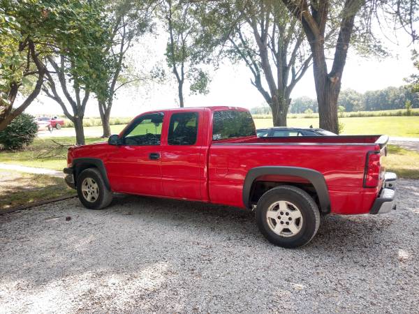 2005 Chevy 1500 Z71 - cars & trucks - by owner - vehicle automotive... for sale in Creighton, MO – photo 2