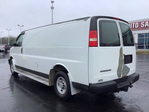 ONE Owner! 2009 Chevy Express 3500! Dependable! - - by for sale in Ortonville, OH – photo 3