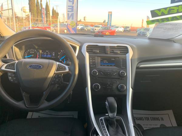 2016 FORD FUSION SE 2.5L !!! FINANCING AVAILABLE !!! LOW MILES !!! -... for sale in Modesto, CA – photo 17