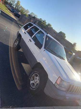 1997 JEEP GRAND CHEROKEE V8!!!!!!!! for sale in Indianapolis, IN