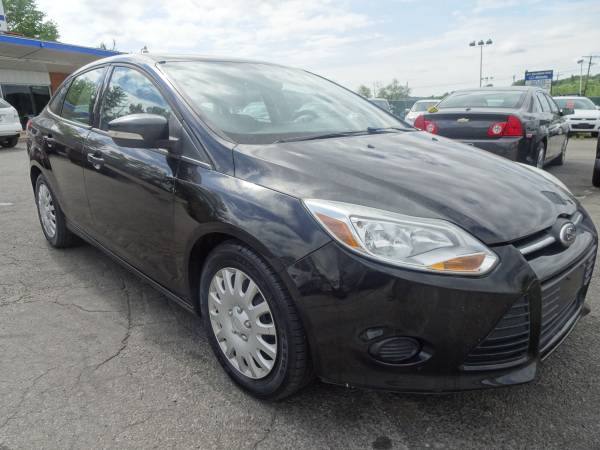 2013 Ford Focus SE, Nice Condition 90 Days Warranty - cars & for sale in Roanoke, VA – photo 3
