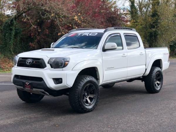 2015 Toyota Tacoma V6 4x4 4dr Double Cab 5.0 ft , 2016,2017,2018 -... for sale in Gladstone, WA – photo 3