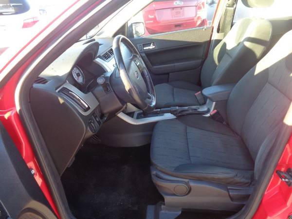 2008 Ford Focus SE Sedan - cars & trucks - by dealer - vehicle... for sale in Granby, MO – photo 8