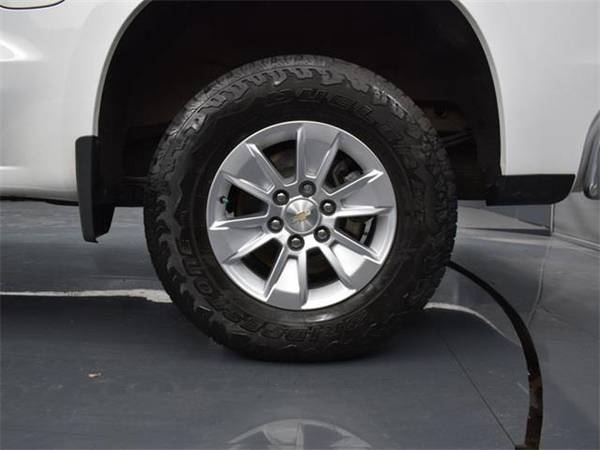 2020 Chevrolet Silverado 1500 LT - truck - - by dealer for sale in Ardmore, OK – photo 9