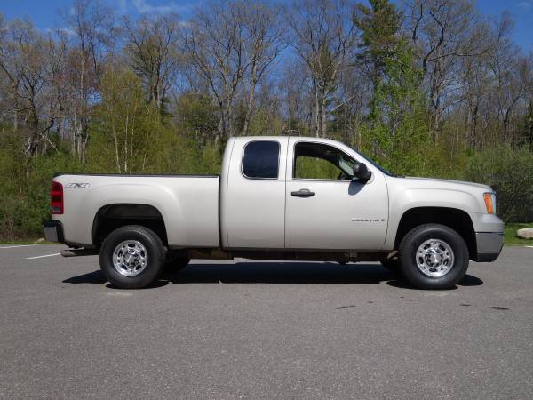 2009 GMC Sierra 2500HD 4x4 4dr Ext Cab - - by dealer for sale in Derry, MA – photo 9