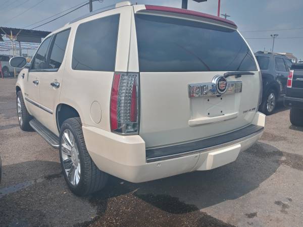 2007 Cadillac Escalade - - by dealer - vehicle for sale in McAllen, TX – photo 8
