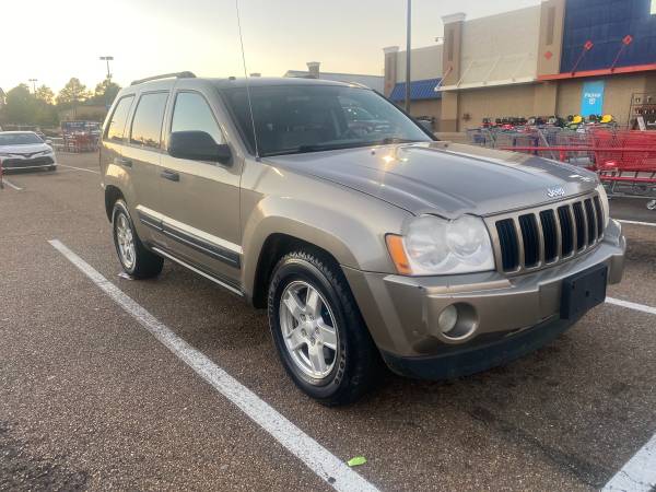 2005 JEEP GRAND CHEROKEE 2WD - cars & trucks - by owner - vehicle... for sale in Greenwood, MS – photo 3