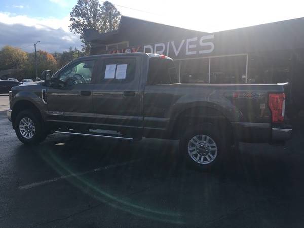 2018 Ford F-250 SD King Ranch Crew Cab 4WD - - by for sale in Knoxville, TN – photo 20