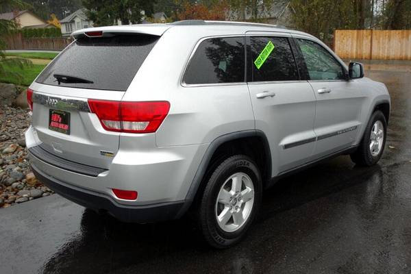2011 Jeep Grand Cherokee Laredo 4WD ONLY 87K MILES!!! VERY CLEAN!!!... for sale in PUYALLUP, WA – photo 2