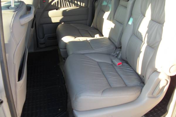 2009 HONDA ODYSSEY----------------------------------WE CAN FINANCE... for sale in New Paris, IN – photo 5