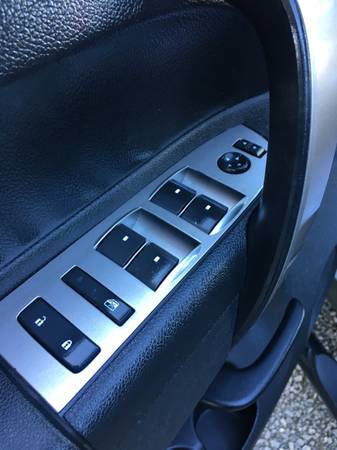2013 CHEVROLET SILVERADO 1500 4X4 V8 Z71 SUPER CLEAN! - cars & for sale in Lancaster, KY – photo 11