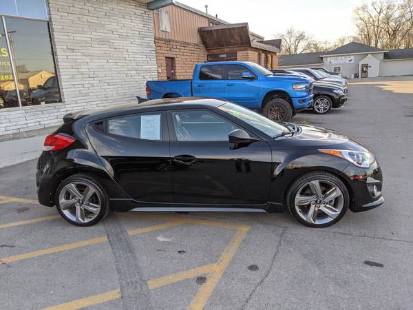 2015 Hyundai Veloster - cars & trucks - by dealer - vehicle... for sale in Evansdale, IA – photo 3