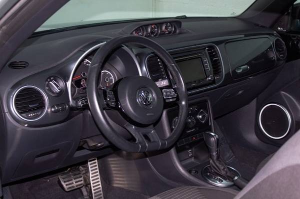 2014 Volkswagen Beetle Coupe 2 0T Turbo R-Line w/Sun/Sound/Nav for sale in Tallmadge, OH – photo 17