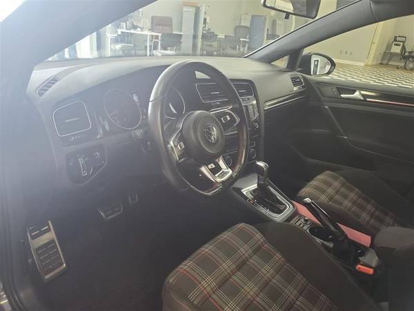 2017 VOLKSWAGEN GOLF GTI S/SE/Autobahn/Sport ~ Youre Approved! Low... for sale in MANASSAS, District Of Columbia – photo 10