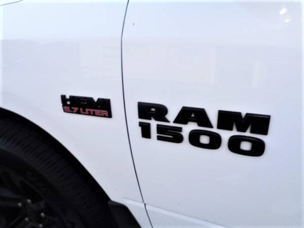 2018 Ram 1500 NIGHT Crew Cab 4x4 NAV Leather LOADED 1-Owner Clean for sale in Hampton Falls, NH – photo 22