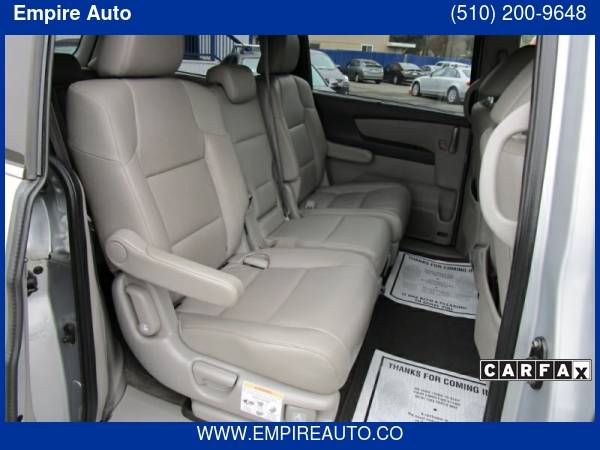 2011 Honda Odyssey 5dr Touring with 2-speed variable intermittent... for sale in Hayward, CA – photo 16